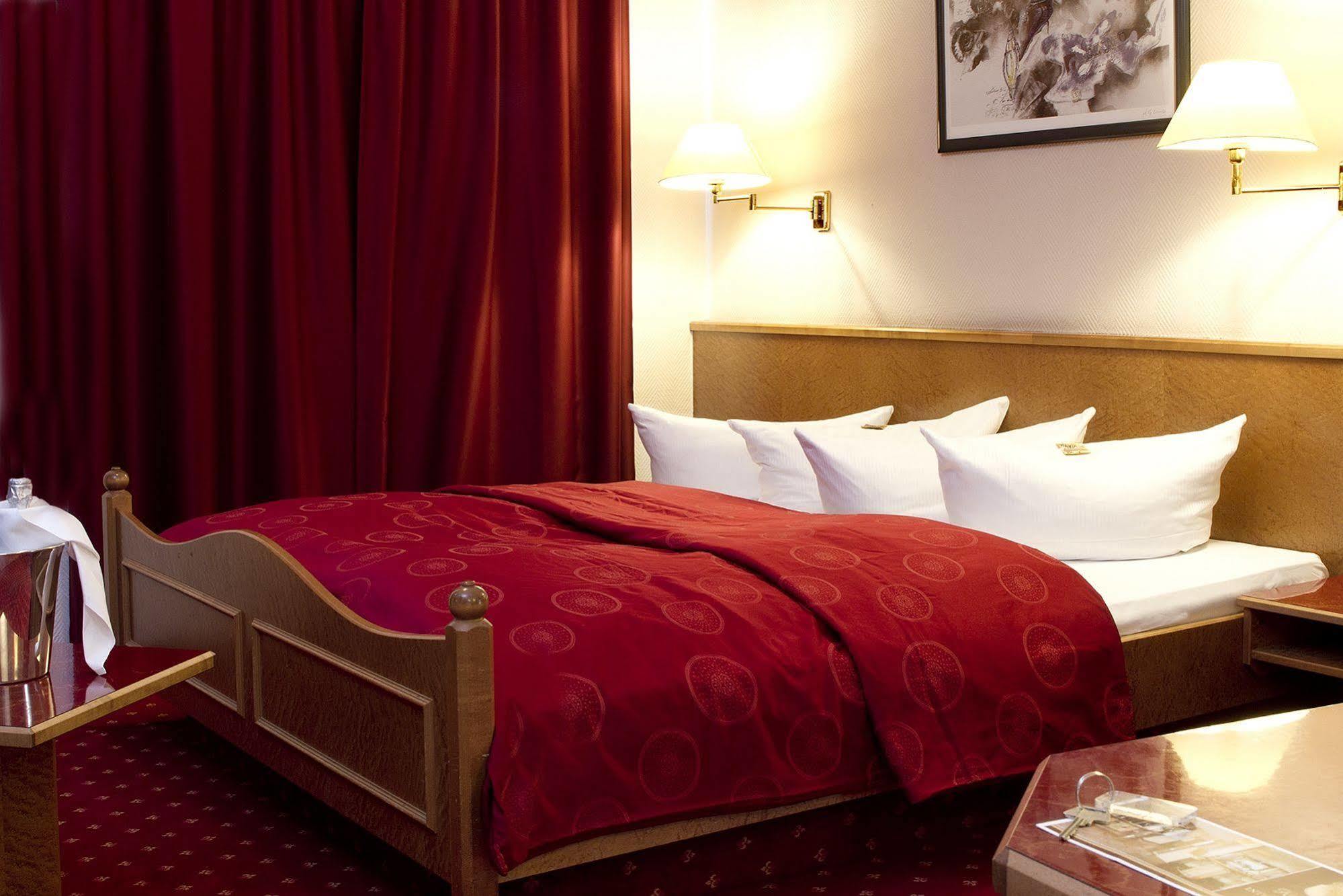 Hotel Astoria Λειψία Εξωτερικό φωτογραφία