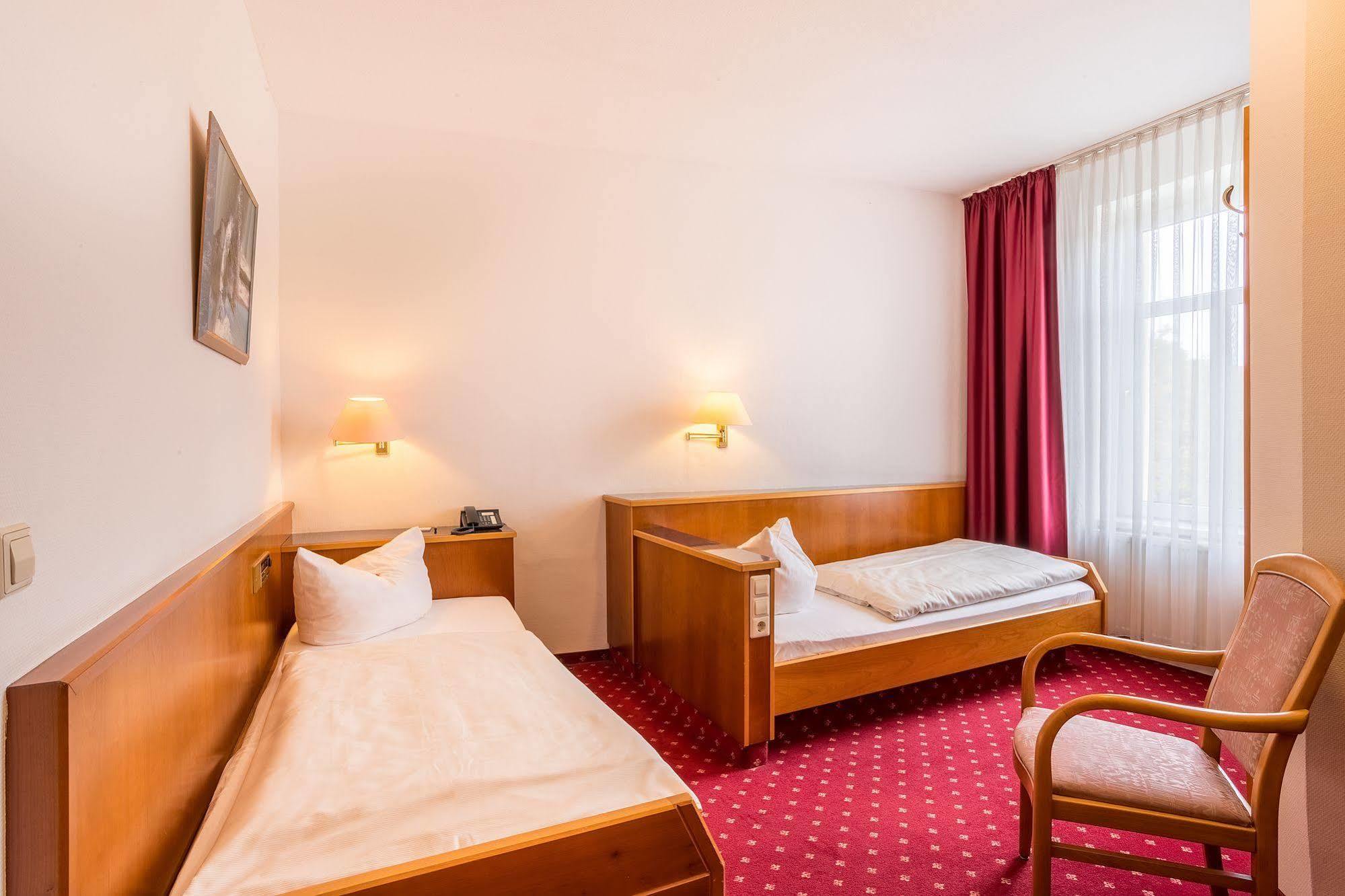Hotel Astoria Λειψία Εξωτερικό φωτογραφία